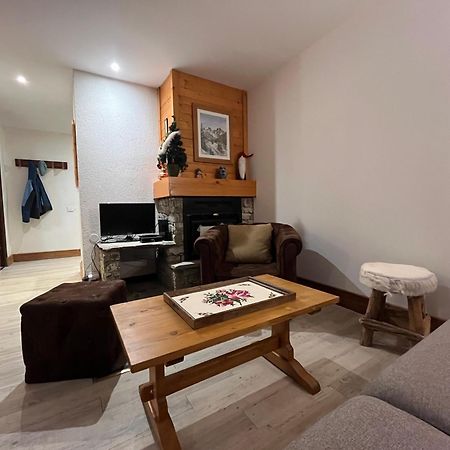 Grand Chalet - Appartement 5Pax Au Pied Des Pistes - Parking - Skiroom - Cheminee Decorative- Balcons Tignes Extérieur photo