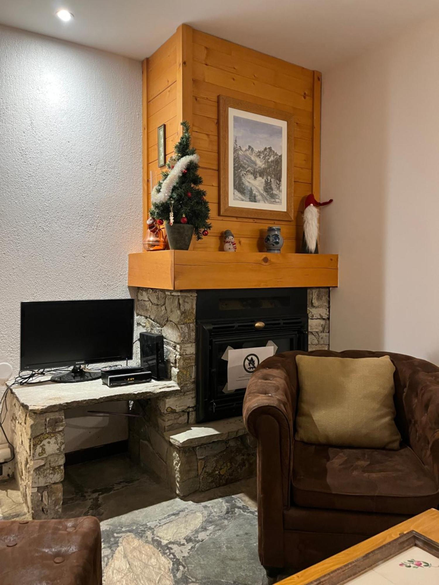 Grand Chalet - Appartement 5Pax Au Pied Des Pistes - Parking - Skiroom - Cheminee Decorative- Balcons Tignes Extérieur photo