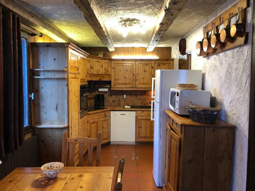 Grand Chalet - Appartement 5Pax Au Pied Des Pistes - Parking - Skiroom - Cheminee Decorative- Balcons Tignes Extérieur photo